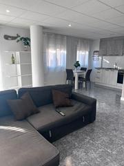 Appartement à Pueblo. Amplio piso esquinero de 85m2 !!!!
