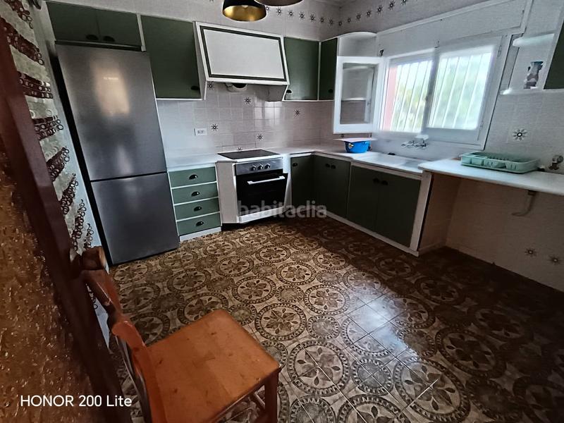 Foto eafd24f2-03bd-43ea-8a3a-f0298bdf2ca6. Alquiler chalet tu refugio de paz te espera en este chalet con piscina privada !! en Benicarló