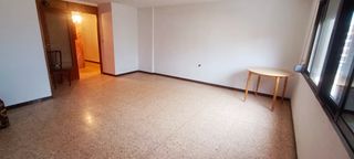 Pis a Pueblo. Piso cuatro dormitorios, de aprox. 115mts2!!! con ascensor