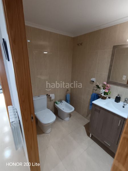 Foto 0503773a-f76a-40eb-a16a-dcebf2c22e89. Casa adossada amb calefacció aparcament a Casco Urbano Vinaròs