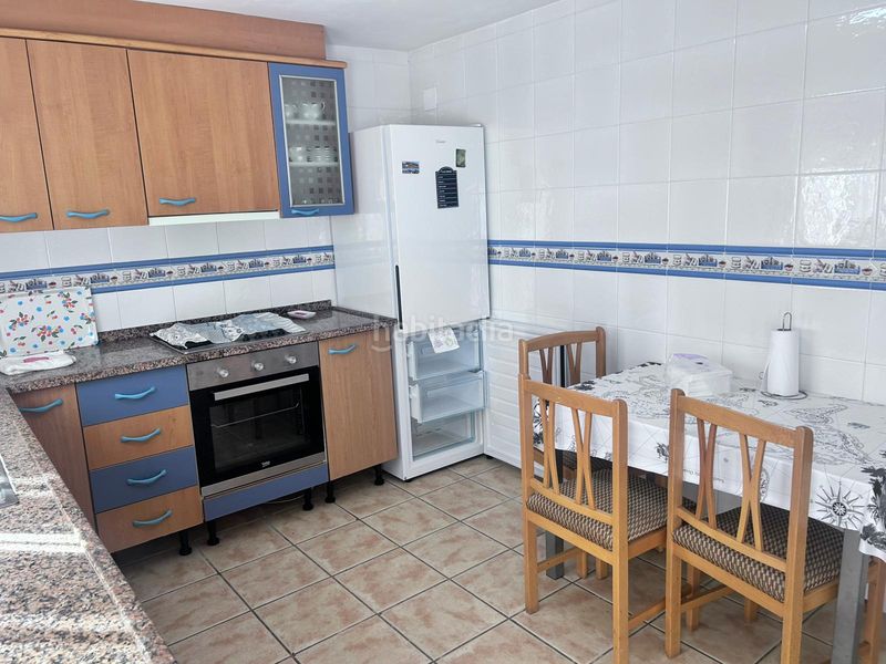 Foto 0a6e3e1b-62e0-4cc7-9fad-d163aa0585be. Casa aparellada amb aparcament a La Volta Peñíscola