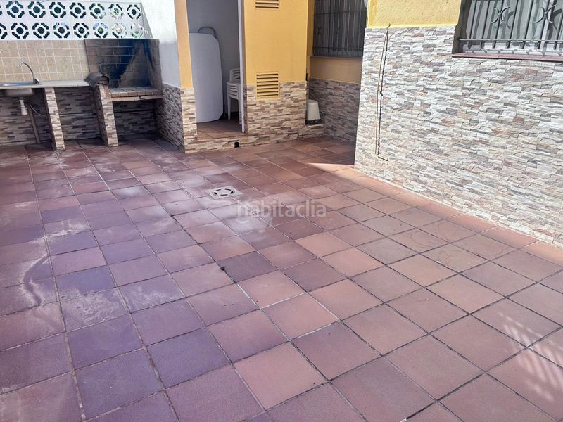 Foto 1316278b-a081-411d-a4a9-9e5b3cd20422. Casa aparellada amb aparcament a La Volta Peñíscola