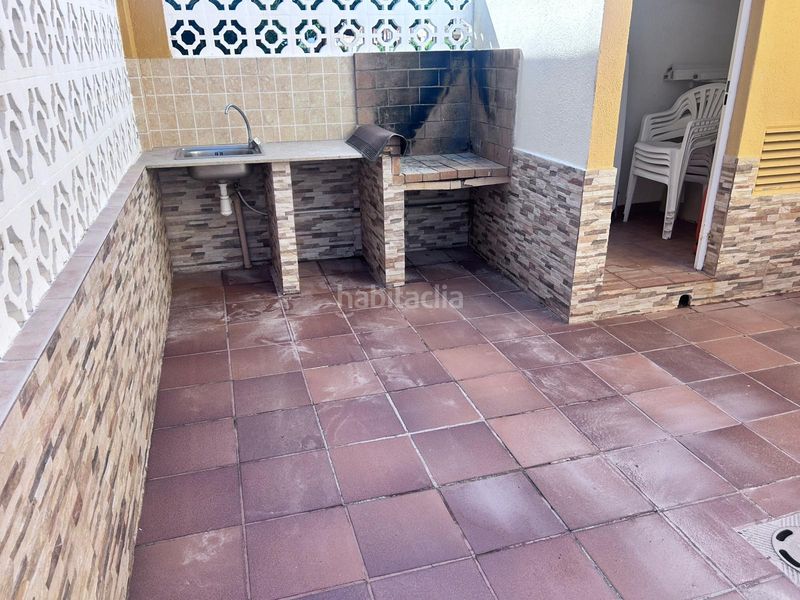 Foto 9dee0038-485e-4745-9bc7-b3e8691f43fe. Casa aparellada amb aparcament a La Volta Peñíscola