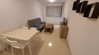 Lloguer Pis a Pueblo. Alquiler dos dormitorios dobles, con terraza y pk incluido