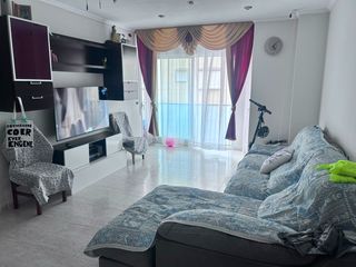 Etagenwohnung  Paseo marítimo 98. Tres dormitorios y dos  baños