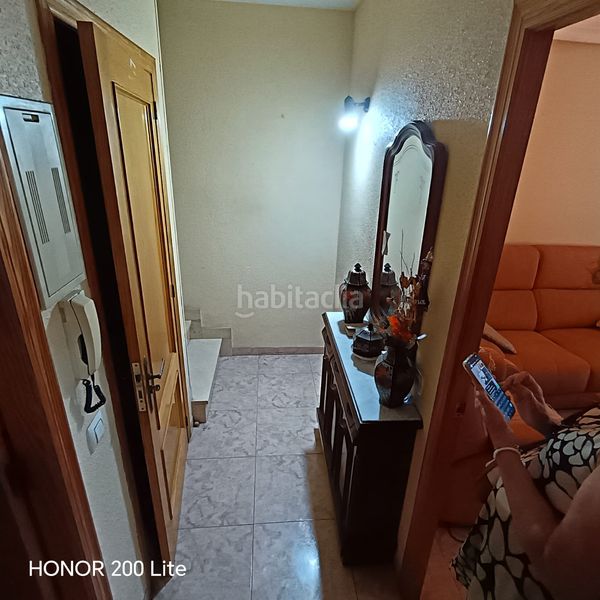 Foto 8a87f173-d800-4271-a754-0a36b1b358d0. Casa aparellada amb aparcament a Pueblo Benicarló