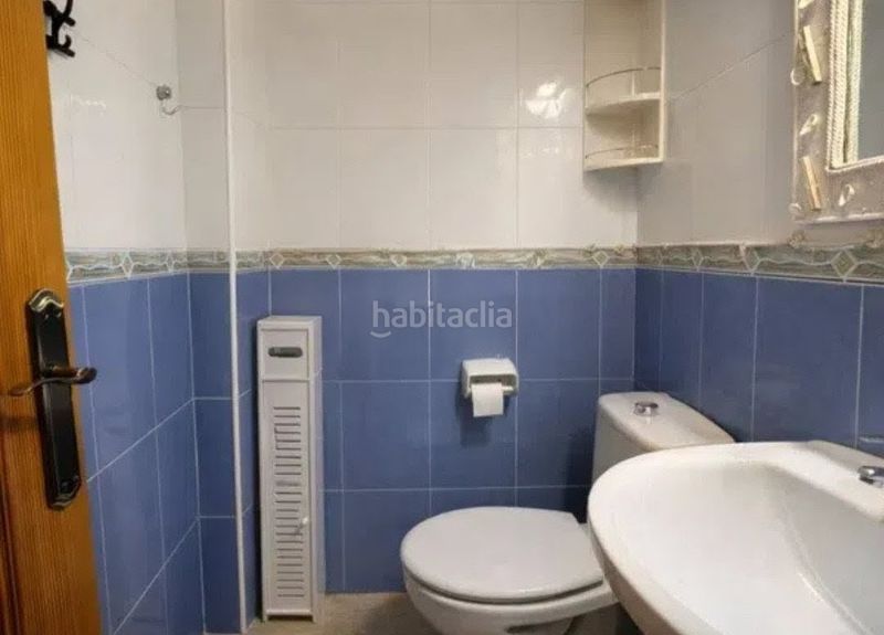 Foto 03b192e3-6f9b-46cf-9852-170247b0ddee. Casa aparellada amb aparcament a Cálig