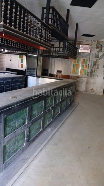 Foto 19391729-9a40-446b-80b2-e08b43864a33. Casa aparellada amb xemeneia a Deltebre