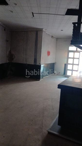 Foto c3682f63-18d9-4d5b-83eb-331805479f13. Casa aparellada amb xemeneia a Deltebre