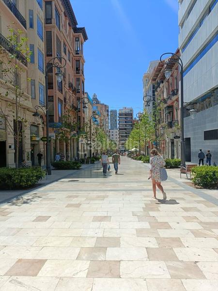 Foto 740c1616-0670-4013-ba60-b58cb98b8a0d. Umzug geschäftsraum in Mercado Alicante