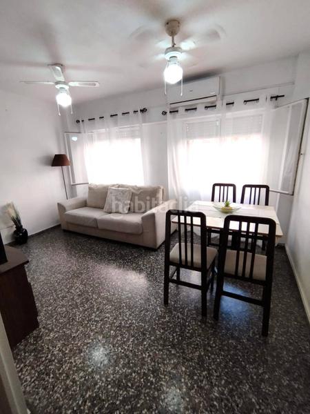 Foto d3d26f93-d440-4d77-a95a-b9e08c2be0d7. Piso oportunidad en Benalúa! bajada de precio! piso con ascensor y 3 dormitorios por 170.000 en Alicante