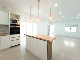 Flat in Florida Alta. Tu nuevo hogar un bajo totalmente reformado, funcional y con det