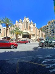 Traspàs Local Comercial a Barrio del Centro. Traspaso de restaurante de comida rápida de franquicia líder en