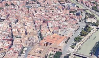 Locale commerciale en Canovas castillo 10. Local comercial en el corazn de murcia oportunidad excepcional