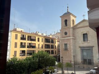 Location Appartement  Plaza san juan. Piso con garaje en alquiler en el centro historico plaza de san