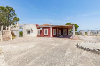 Chalet  Camino jose antonio arnaldos 3. Finca rústica con vivienda de 220 metros construidos, 22.480 m2