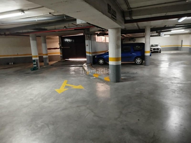 Foto c9bf7bab-7b97-4544-8e24-5928917692d4. Car parking in Alcantarilla