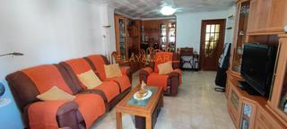 Dúplex  De la libertad 22. Dúplex 3 dormitorios, 1 baño y 1 aseo en pleno centro de cullera