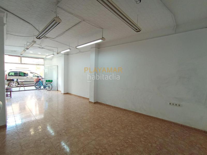 Foto 412a2928-804e-4ba8-8116-a69577cdb118. Local comercial maravilloso local comercial en zona de san antonio . en Cullera