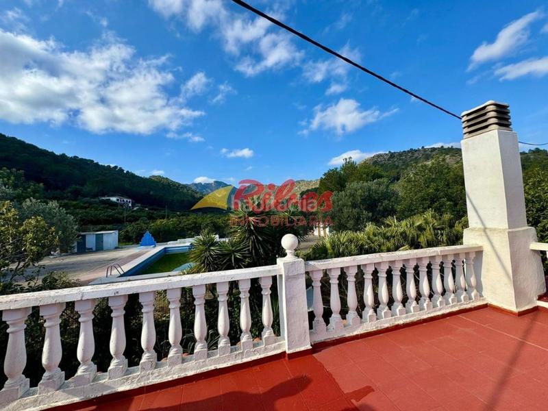 Foto d75bdddd-99c0-4e3e-a9bc-fa1367e8f5ad. Bauernhof in plaza numero 5 291 in Favara