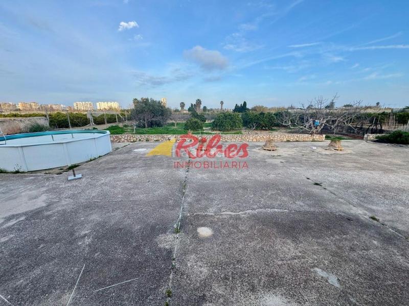 Foto 5c0a72e5-ad47-4bf1-b805-4afb895401c6. Chalet in plaza numero 25 6 in Bulevar del Xúquer Cullera