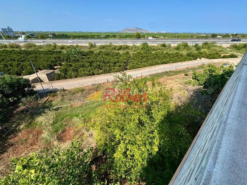 Foto a11b7d66-f461-4853-8ee7-249daf3f3d02. Chalet en Llaurí