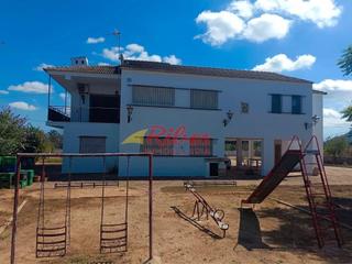 Maison à Urbanitzacions i Pedanies Nord. Casa de campo en forn de carracosa