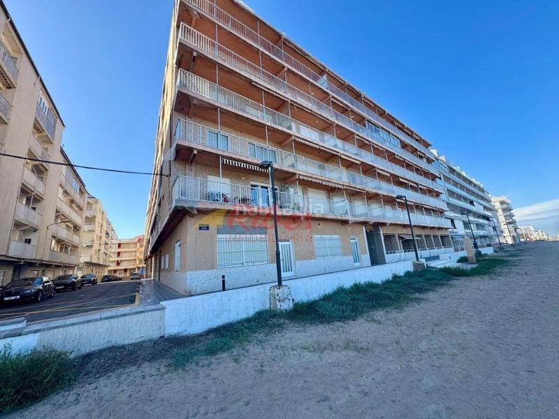 Foto 4eb7ef34-a404-40b3-9108-0a51b0aa6b82. Appartement in golas de las 128 in El Perellonet Valencia