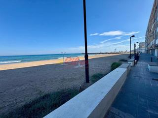 Apartament en Golas de las 128. Apartamento en primera lnea de playa en el perell