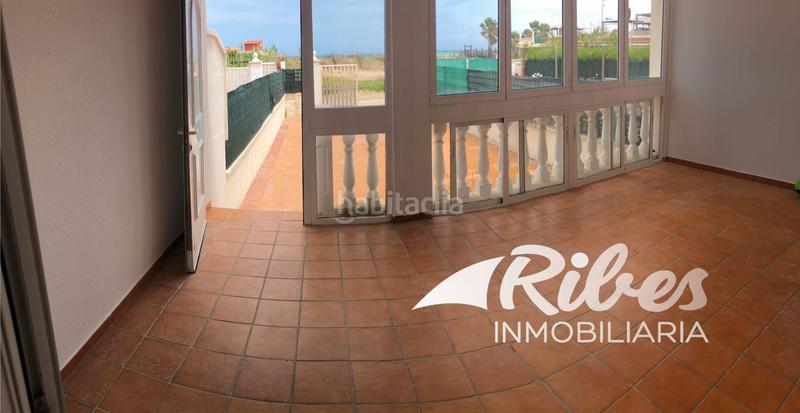 Foto 10b4f8a2-cc9e-49d2-8ce7-e474feb75b24. Casa a schiera con riscaldamento parcheggio in El Marenyet Cullera