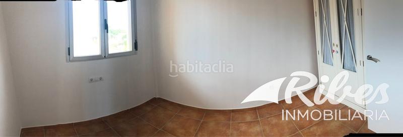 Foto d59c4df4-af3f-4af8-a89a-a624b427c42a. Casa adossada amb calefacció aparcament a El Marenyet Cullera