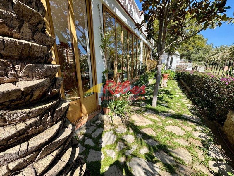 Foto 1dfc39d8-1958-4f28-9063-9d4108ce0718. Xalet amb aparcament a Racó Cullera