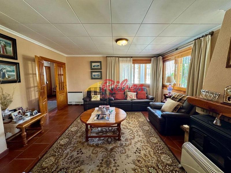 Foto 3363b581-3ee2-46a9-acdf-6fb96714eb6f. Xalet amb aparcament a Racó Cullera