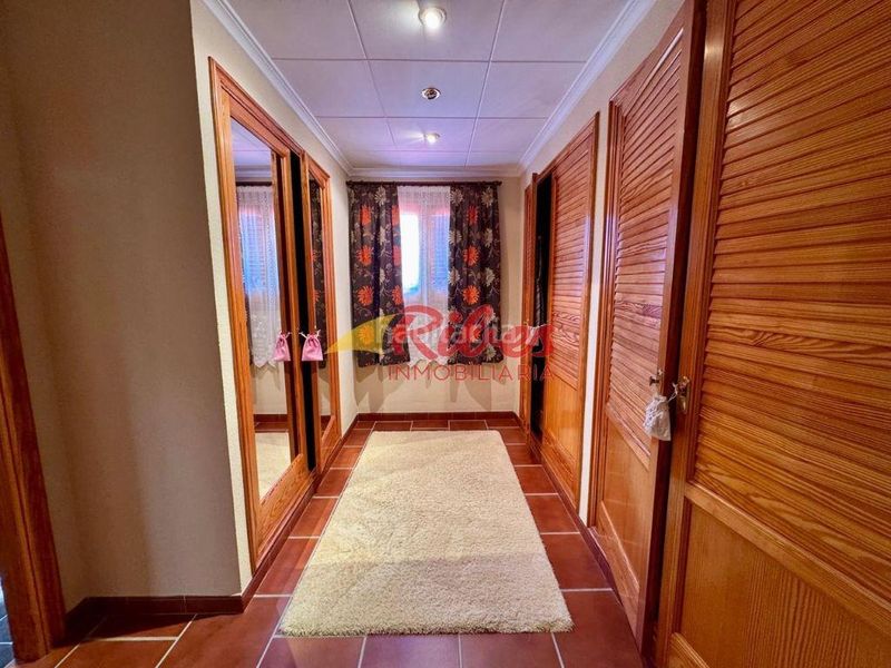 Foto d2d5357c-ff5e-40f1-87b0-b46798a30f47. Xalet amb aparcament a Racó Cullera