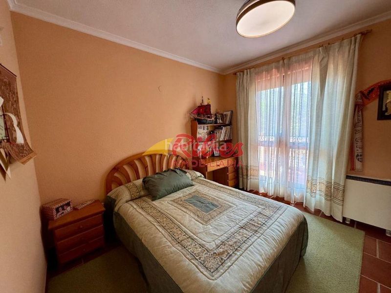 Foto e3095323-c3e2-421a-972a-96bc4afd9e46. Xalet amb aparcament a Racó Cullera