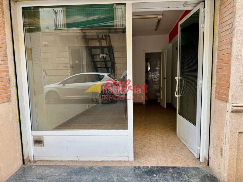 Foto b7495a7a-0514-4e8e-8594-e586acd3d35b. Local comercial a Centre Alzira