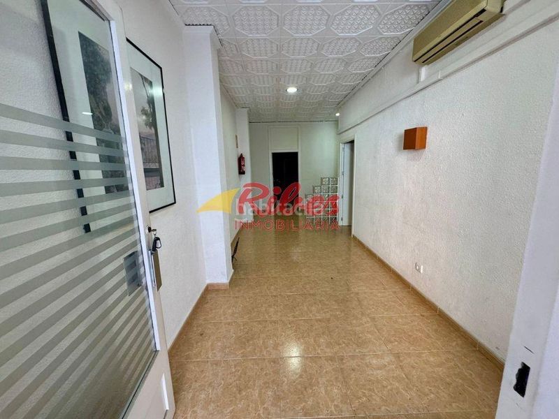 Foto a69b2c5c-f446-430c-a5e4-b8973fdd051d. Local comercial a pueblo de Cullera Cullera