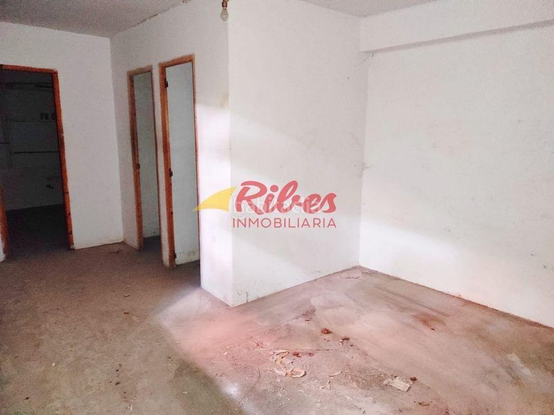 Foto c4c1f4a9-b9be-4a59-aa84-3287acd63b24. Local comercial a Sant Antoni Cullera