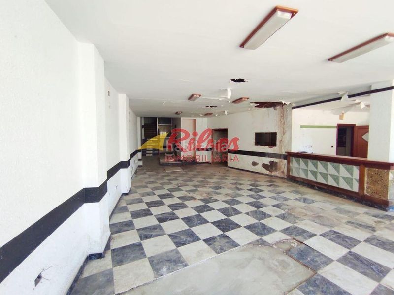 Foto d4ecfad0-ef5c-4146-8d07-e7c23b9b96a3. Local comercial a Sant Antoni Cullera