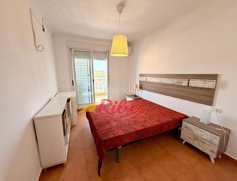 Foto 1ae6a5c9-662f-44c9-be25-4f398a9f2a90. Casa adossada amb aparcament a El Marenyet Cullera