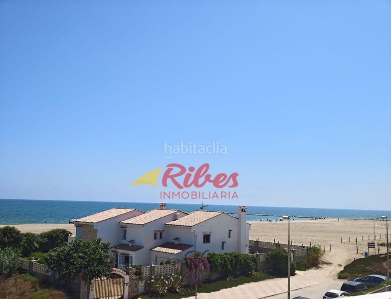 Foto aabb8599-eff6-40e9-a11b-65eda815eefa. Casa adossada amb aparcament a El Marenyet Cullera