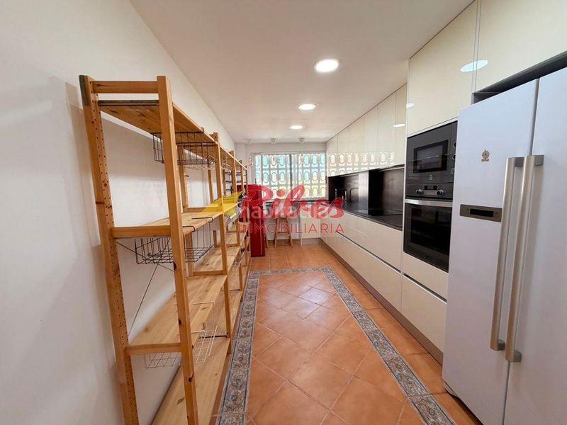 Foto c1430c41-5bd4-4734-b4cc-099f926decd2. Casa adossada amb aparcament a El Marenyet Cullera