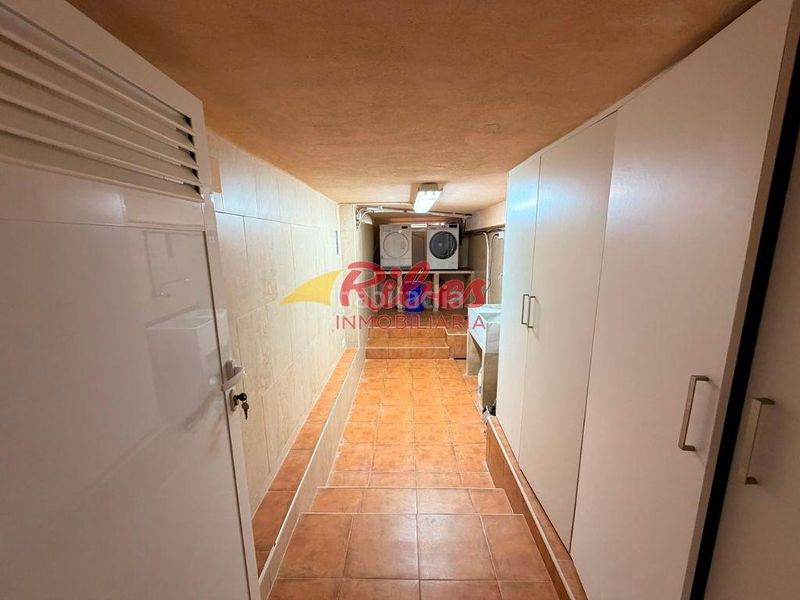 Foto c331afaf-2ad8-417f-91aa-6746704ed540. Casa adossada amb aparcament a El Marenyet Cullera