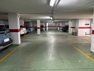 Parking voiture à Sueca