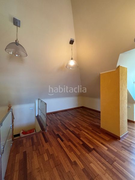 Foto 4cb82451-7f37-4844-aa27-5f8eaad14c8f. Casa aparellada amb aparcament piscina a Sueca Sueca