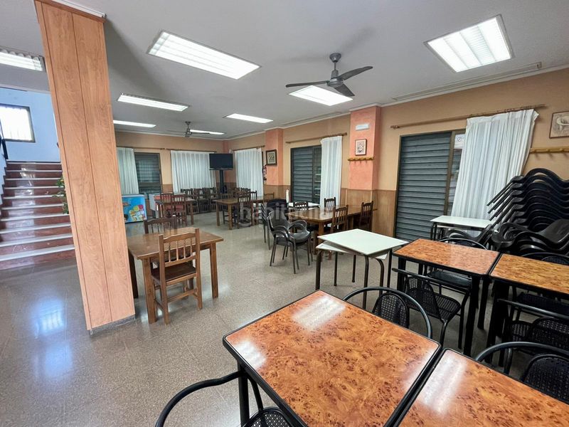 Foto cd447fce-d7a4-4c06-8803-69b8bfa5b435. Casa aparellada amb aparcament piscina a Sueca Sueca