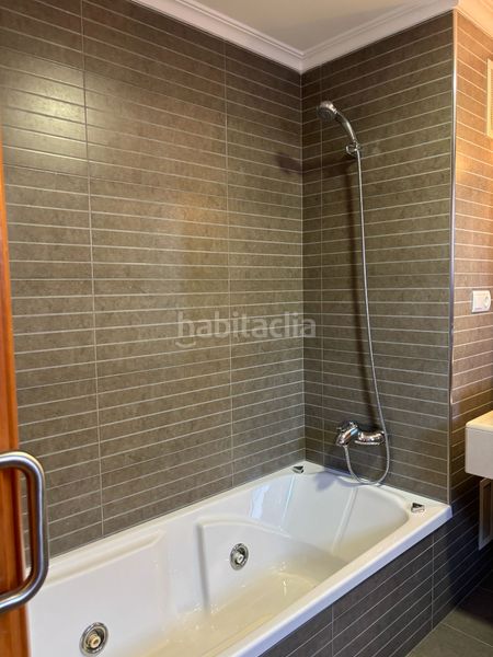 Foto df6c6e28-920a-4e4f-872b-287b4e5888ce. Casa aparellada amb aparcament piscina a Sueca Sueca