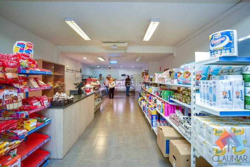 Foto 628487a4-d992-46e7-a858-c5cefe0378c8. Gebäude in Castelló de Rugat