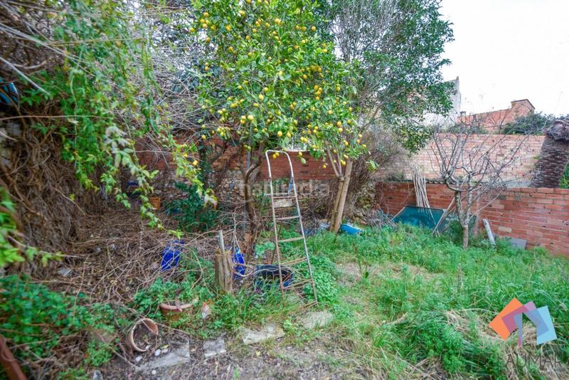 Foto aaf63c25-91b2-49ee-a31a-3bc447191a6a. Gebäude in Castelló de Rugat