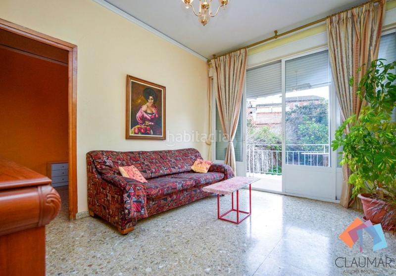 Foto ff0006aa-3d73-48cd-b31d-81f5021dbde6. Gebäude in Castelló de Rugat